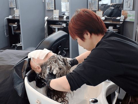 シャンプーの様子
